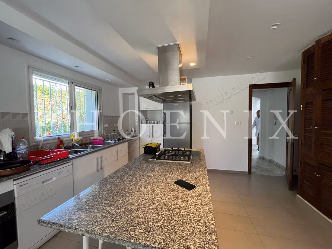 Villa S4 con piscina a Cartagine