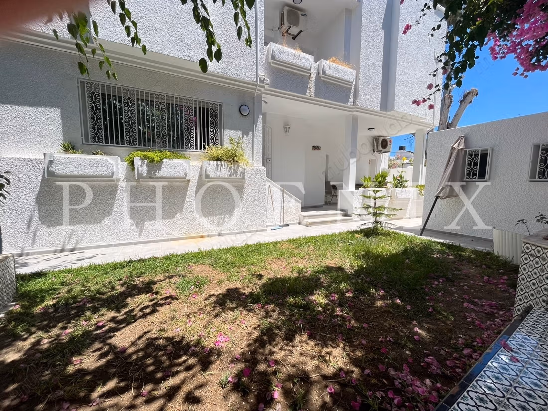 Villa S4 con piscina a Cartagine