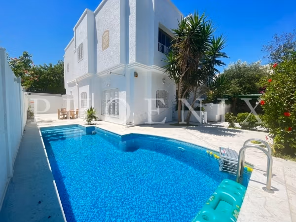 Villa S4 con piscina a Cartagine