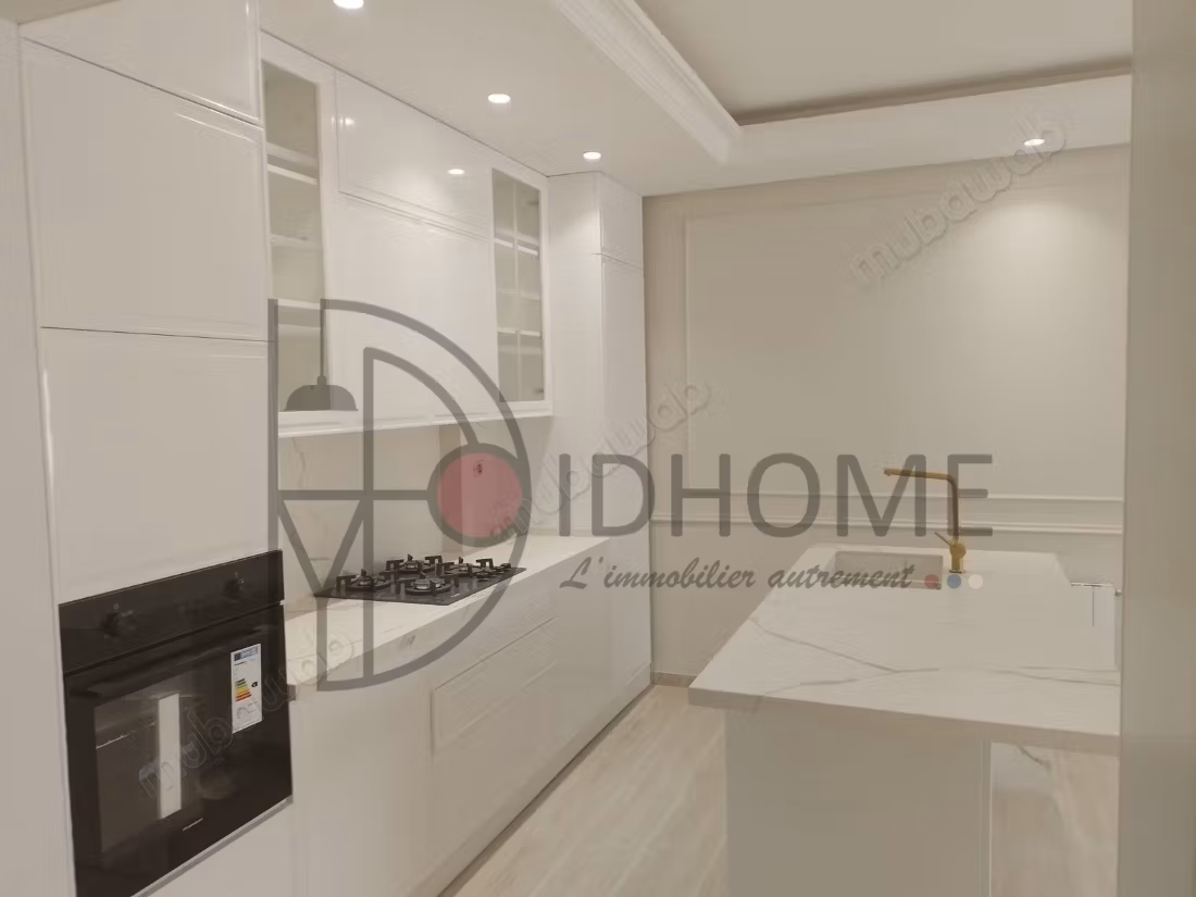 In vendita Appartamento S2 di 126m² a Manzeh 9C