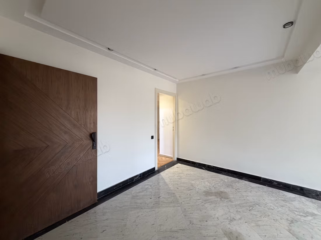 Apartment for rent in Anfa. 
3 comfortable rooms