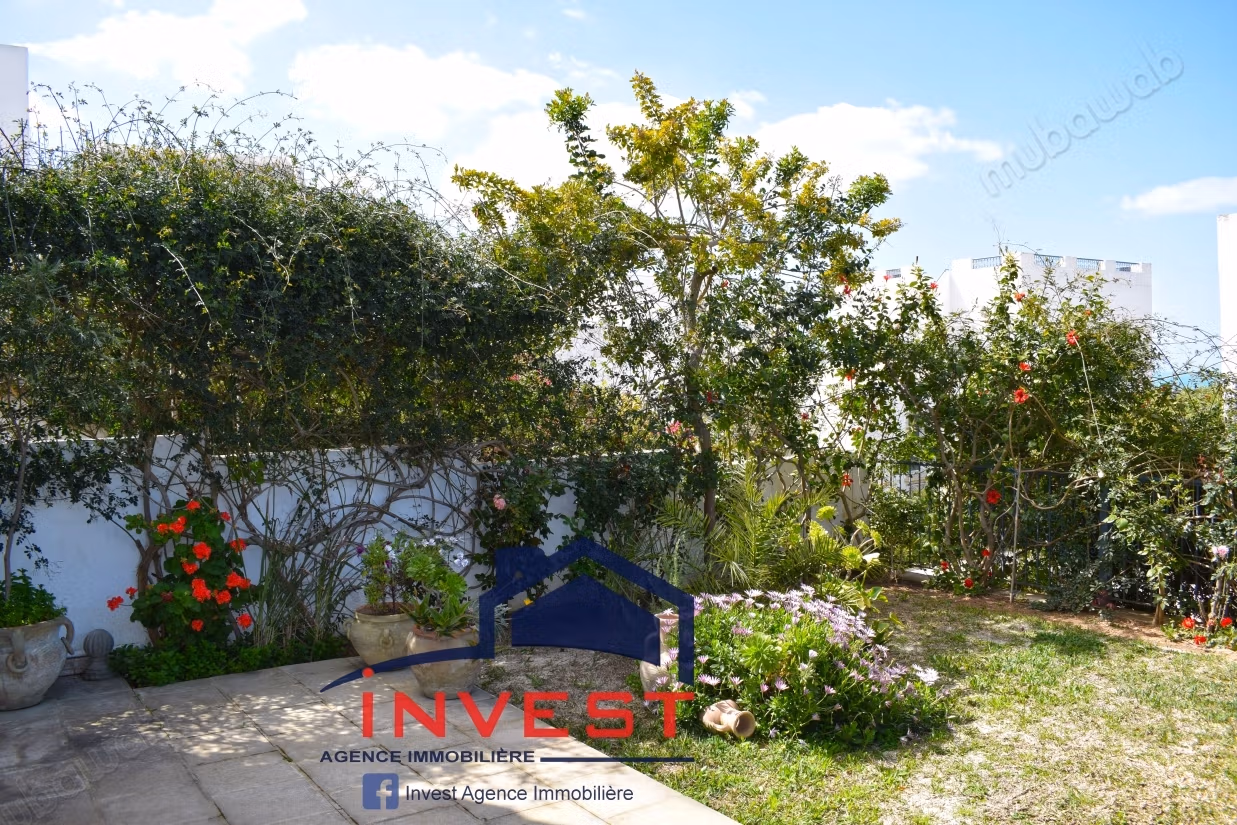 Duplex con vista mare e giardino a Gammarth