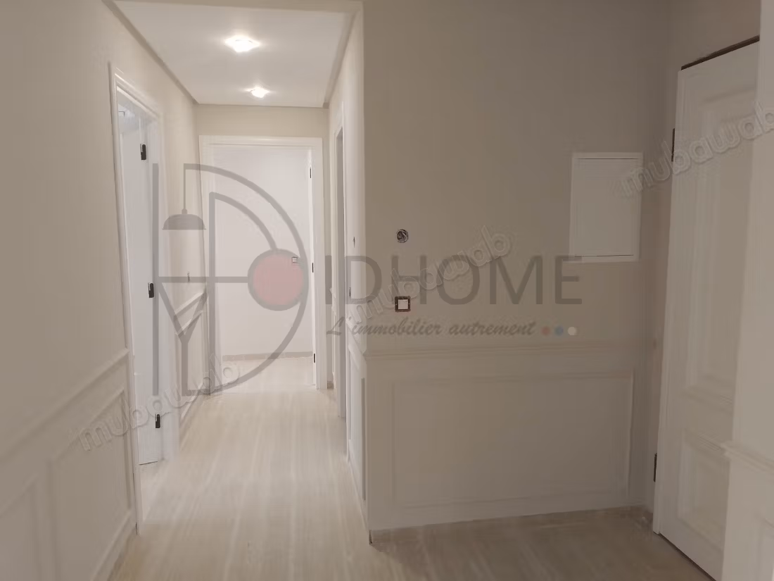 In Vendita Appartamento S2 di 114m² a Menzeh 9C