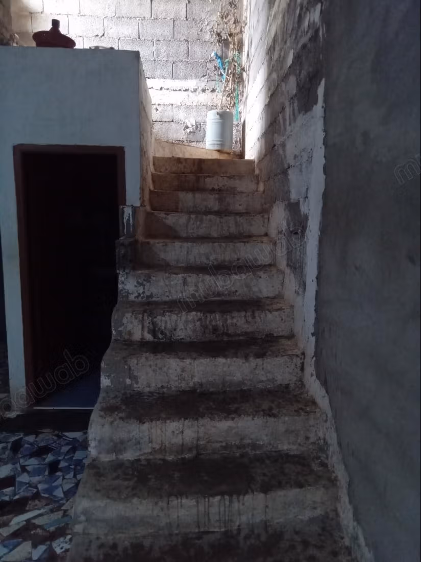 Wonderful house for sale in Talmost. 1 nice room. Quiet environment with a mountain view, secure door