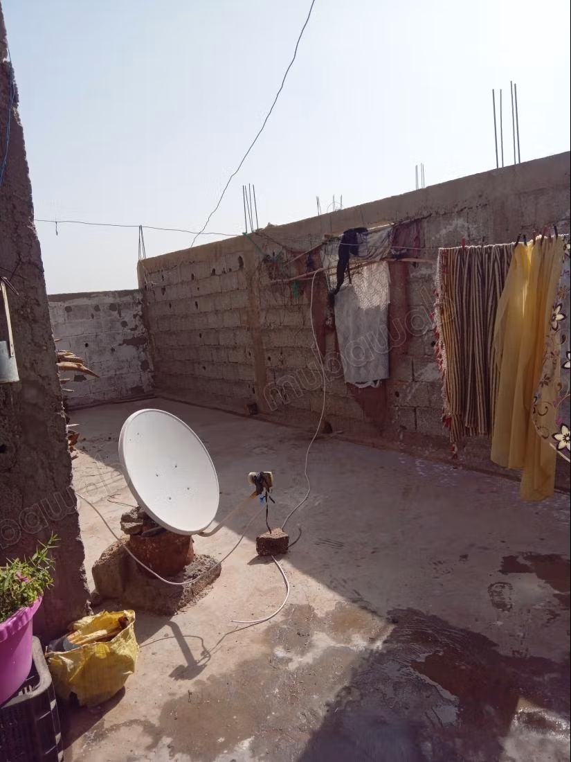 Wonderful house for sale in Talmost. 1 nice room. Quiet environment with a mountain view, secure door