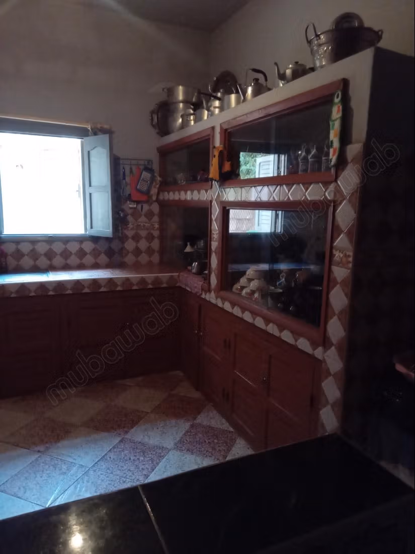 Wonderful house for sale in Talmost. 1 nice room. Quiet environment with a mountain view, secure door