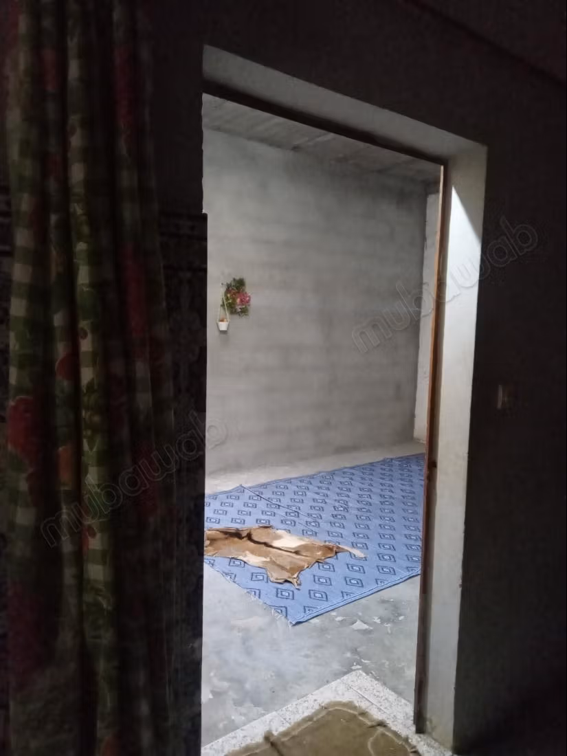 Wonderful house for sale in Talmost. 1 nice room. Quiet environment with a mountain view, secure door