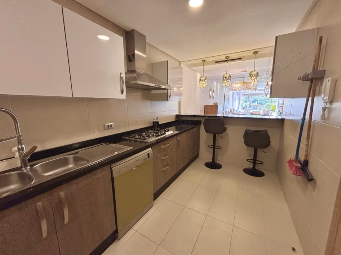 Magnifique Rez de jardin 2 ch à louer LOM26113