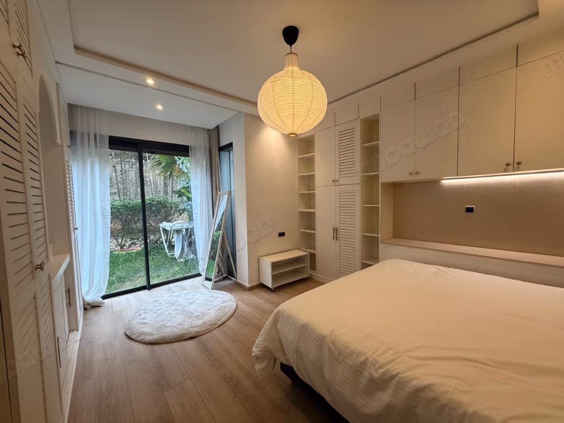 Garden level studio for rent in Ain Diab