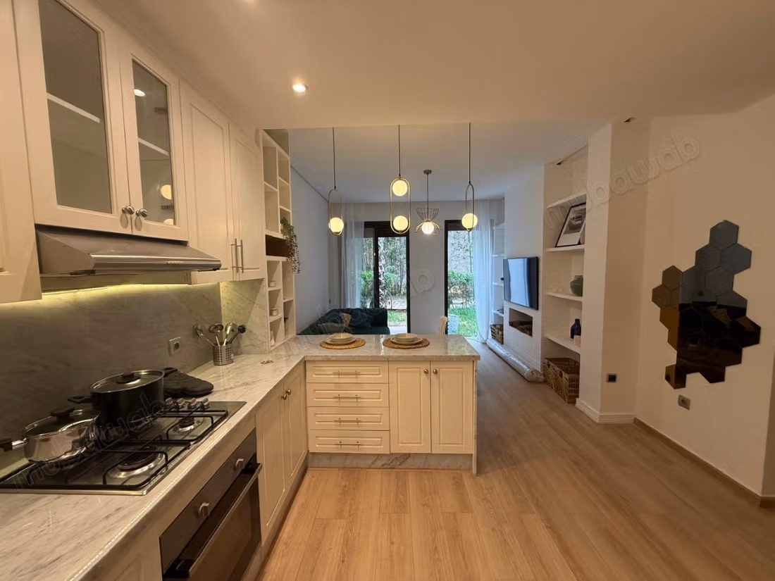 Garden level studio for rent in Ain Diab