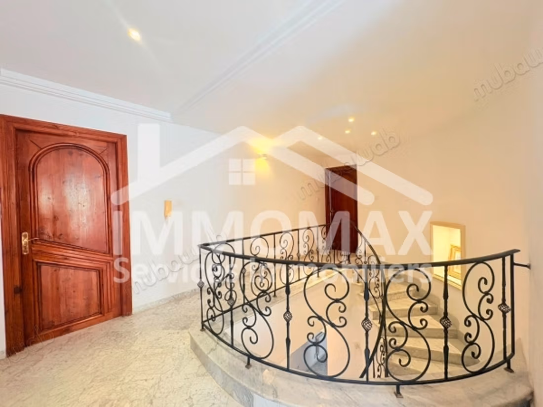 A Louer une villa meublé à jardin elmenzah 1