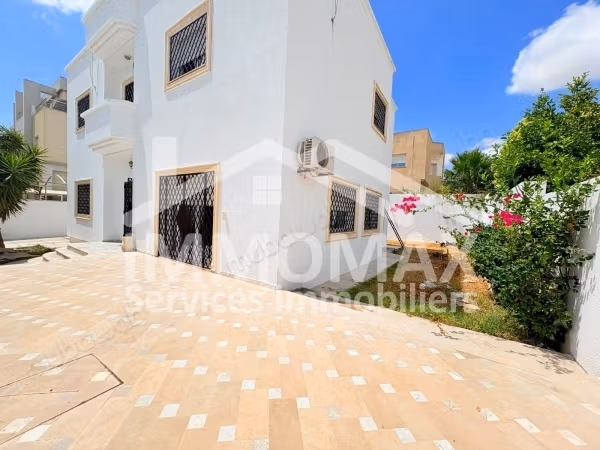 A Louer une villa meublé à jardin elmenzah 1