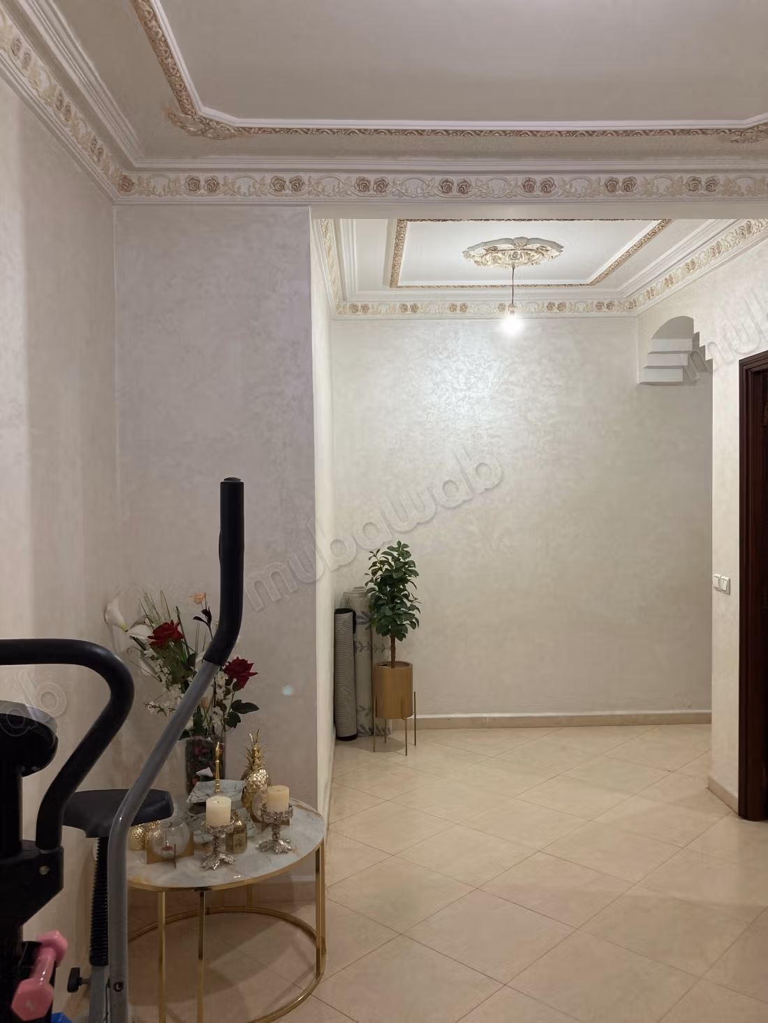 Affitto stagionale ad Ahlane. 4 camere. Internet