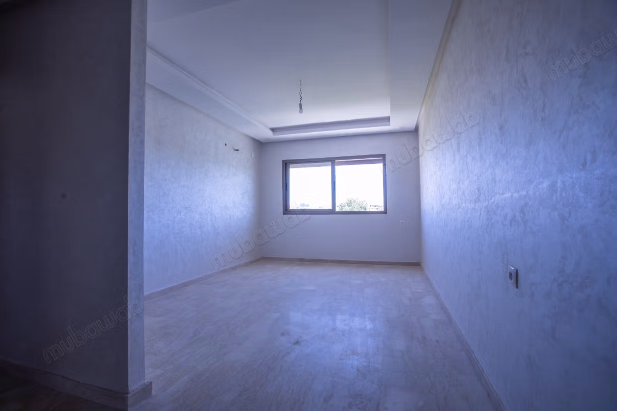 Local commercial en vente à Bouskoura. Surface de 32 m²