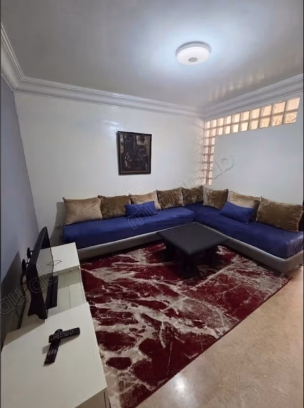 Location d'un studio meublé longue durée a Bourgog