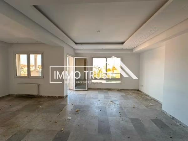 Appartement S2 avec terrasse à Manzah 9C