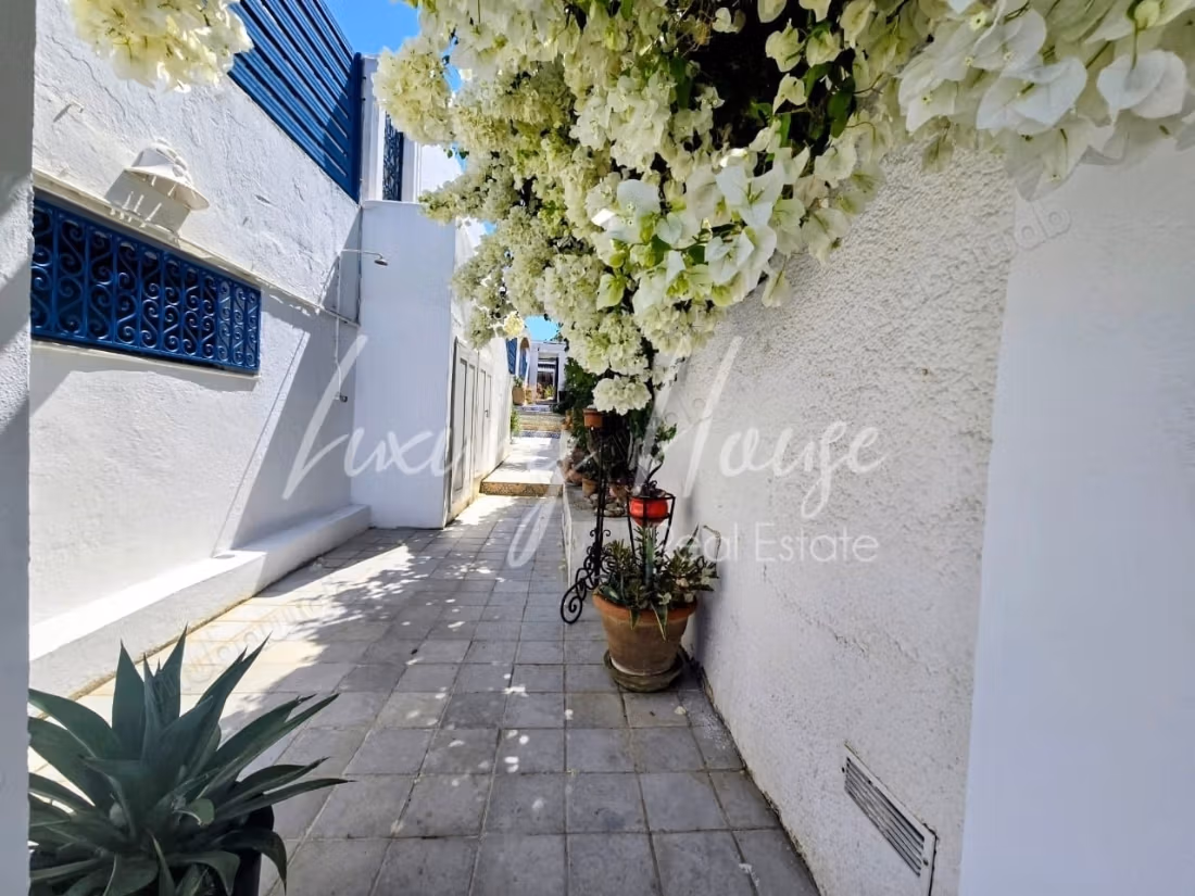 Étage de villa S2 Meublés à la Marsa