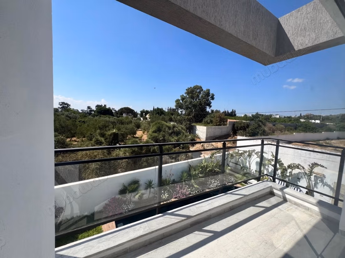 A louer: Villa neuve à Hammamet