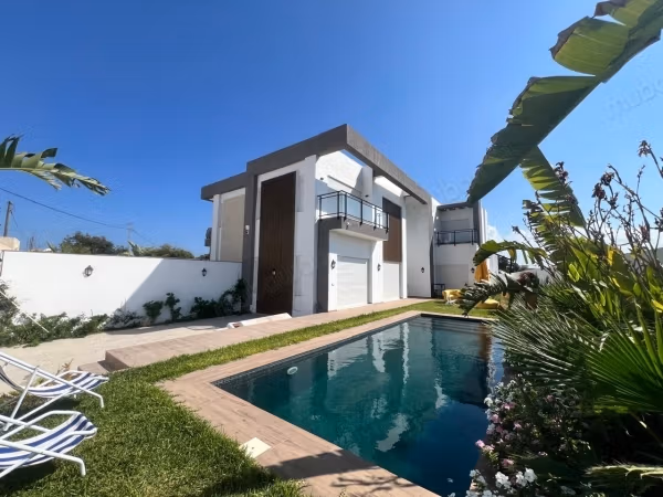 A louer: Villa neuve à Hammamet