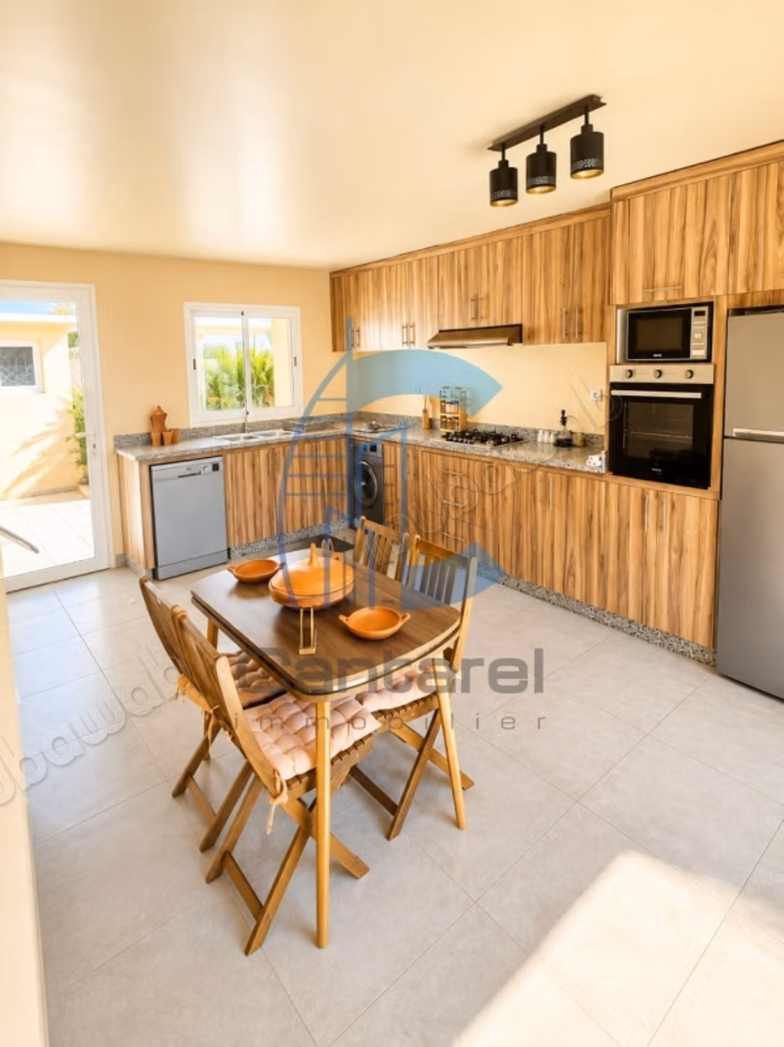 Villa d'eccezione arredata con piscina in affitto - Strada di Azemmour, Dar Bouazza