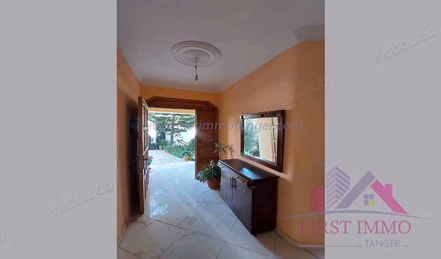 Spacious Villa with Garden for Rent