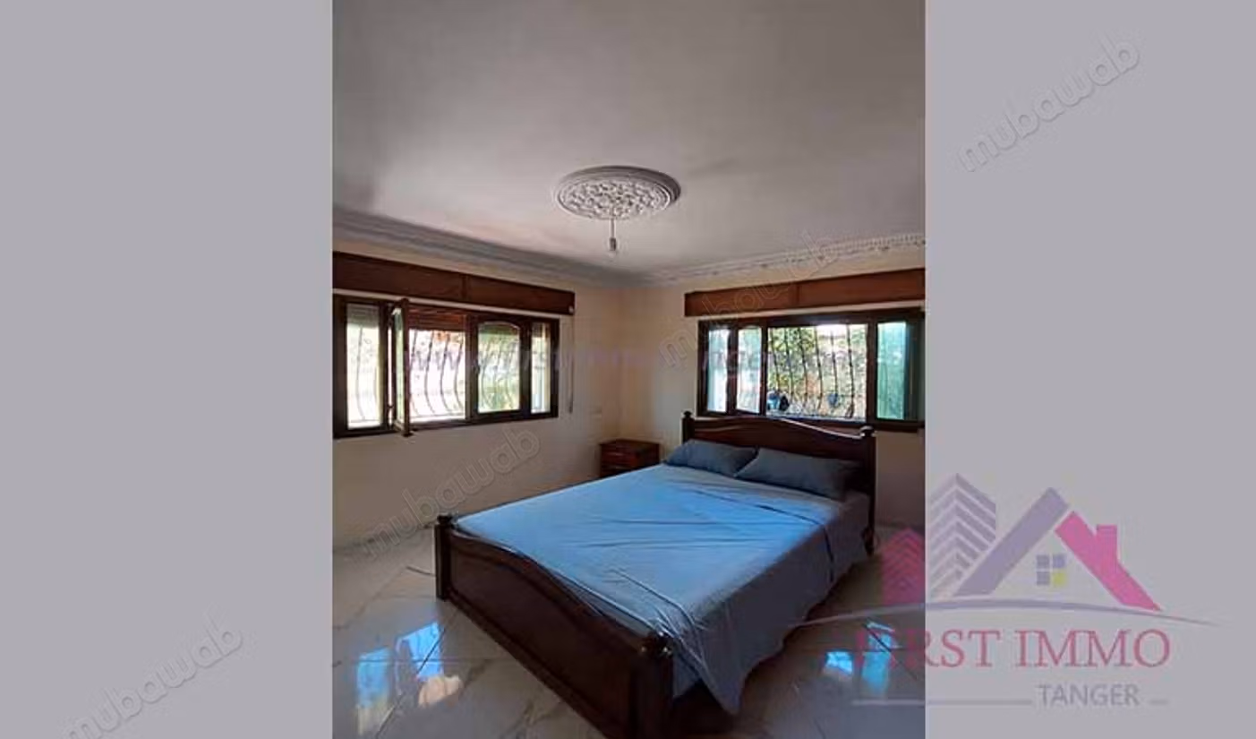 Spacious Villa with Garden for Rent