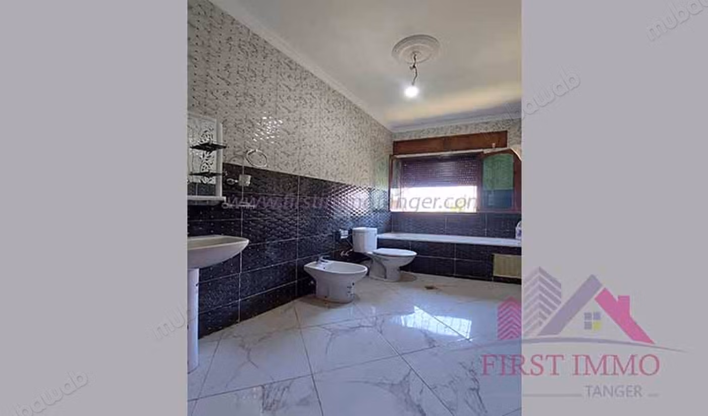 Spacious Villa with Garden for Rent