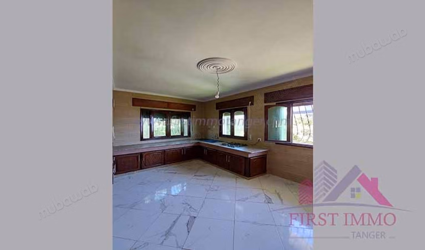 Spacious Villa with Garden for Rent
