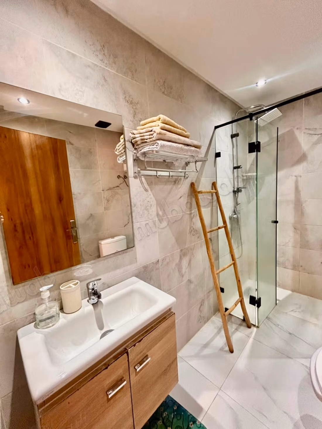Gemeubileerd Appartement Te Huur Victor Hugo Marrakech