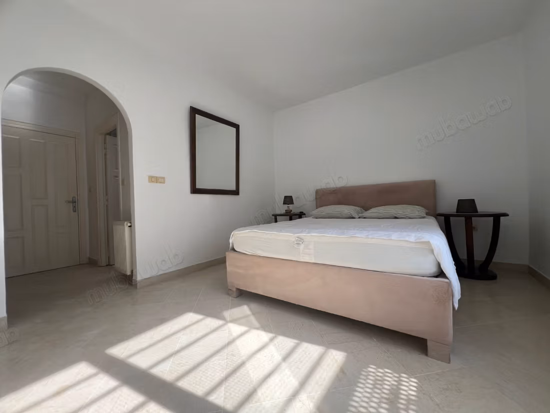 Duplex meublé indepandant avec jardin et terasse