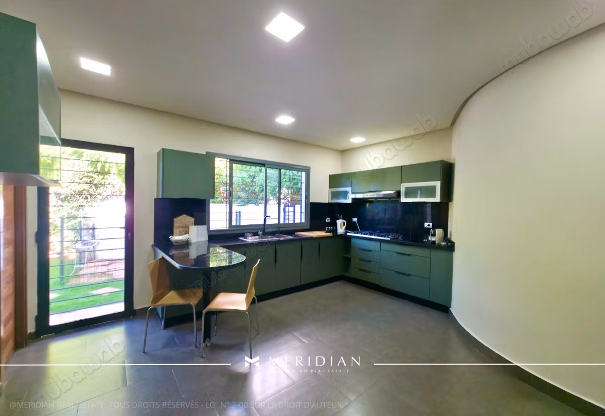 Exclu Location Villa moderne meublée.
Ain Diab