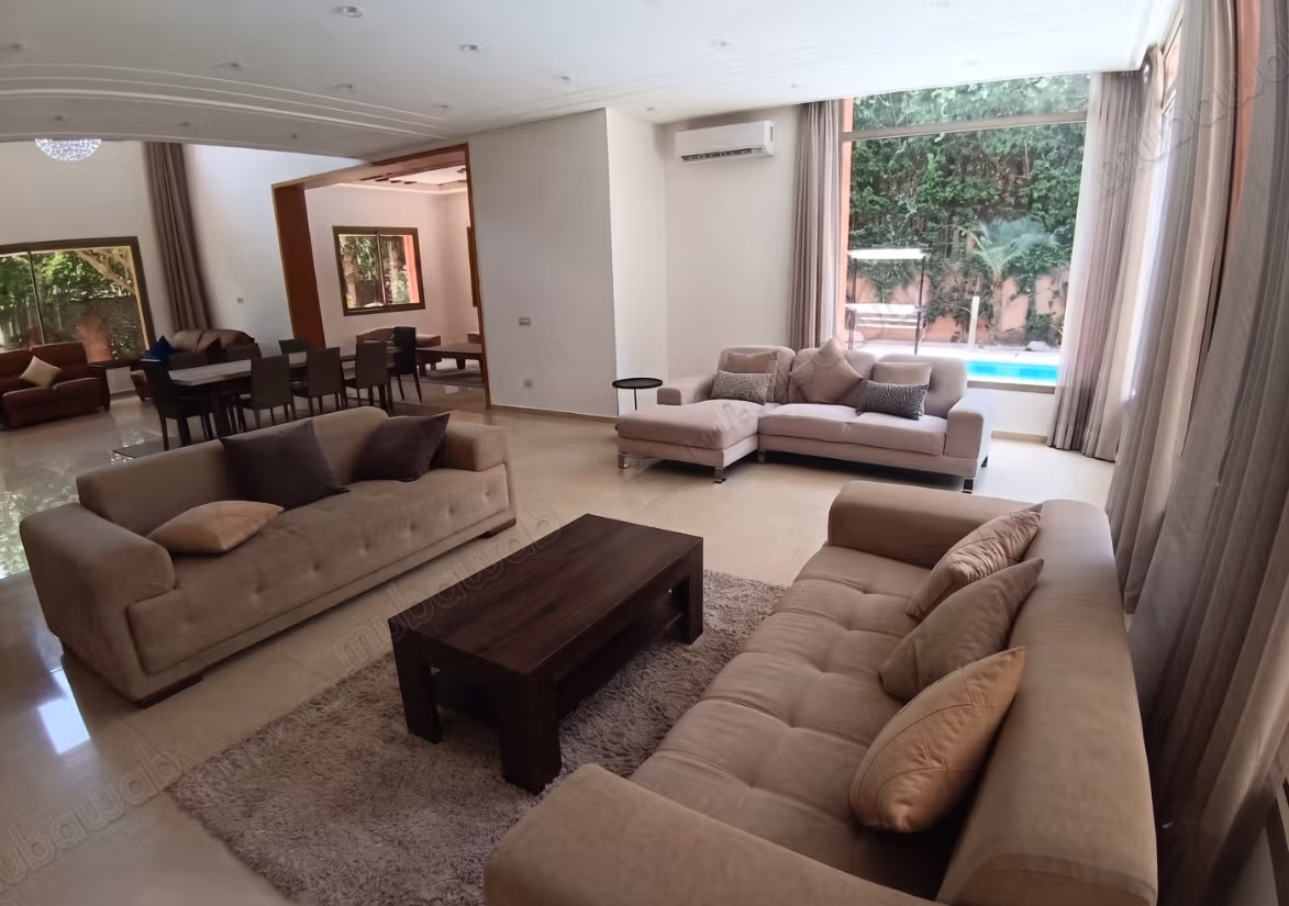 Beautiful Contemporary Villa with Pool in Chrifia