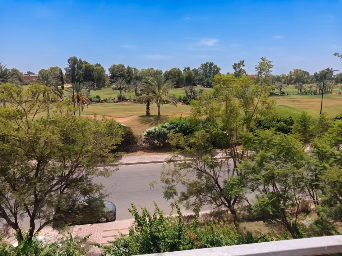 Beautiful Contemporary Villa with Pool in Chrifia