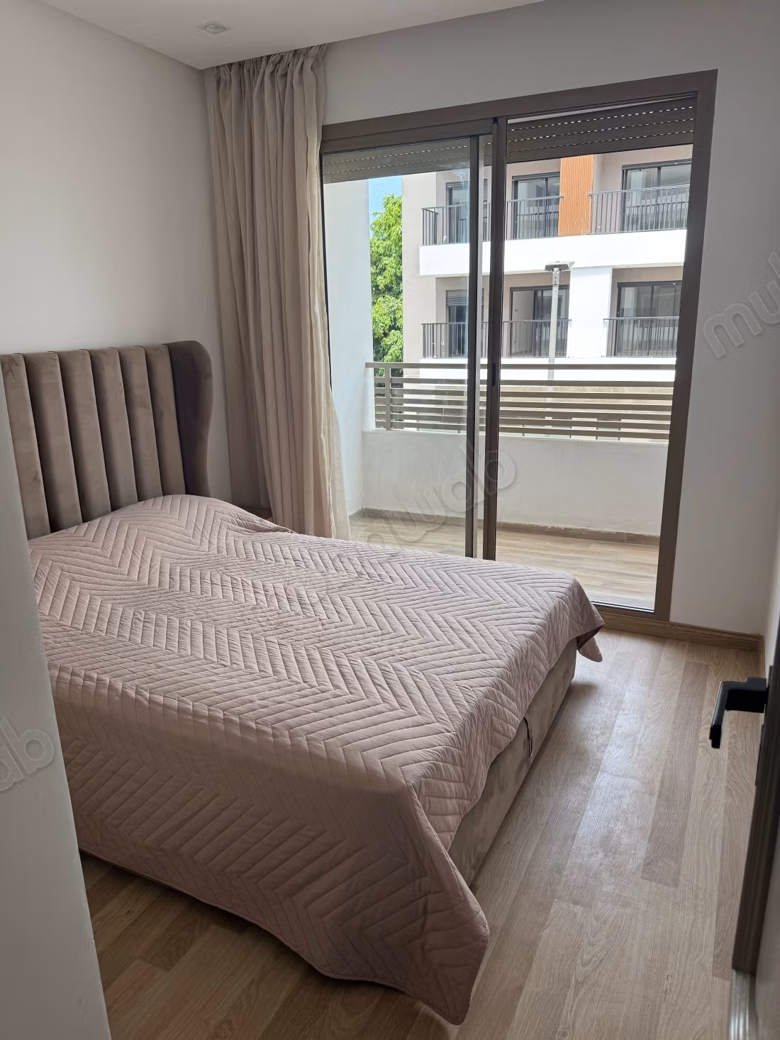 Estudio nuevo excepcional — 42m² — residencia prestigio Francia ciudad
