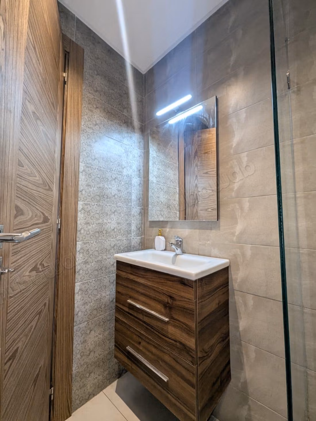 Superb apartment for rent