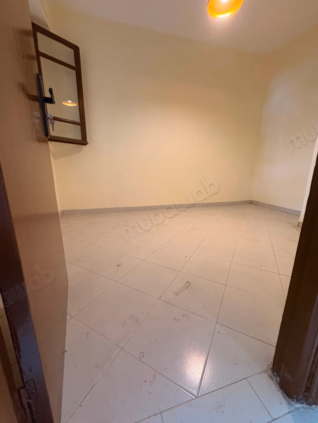 Appartement te koop in Oulfa. 4 grote kamers
