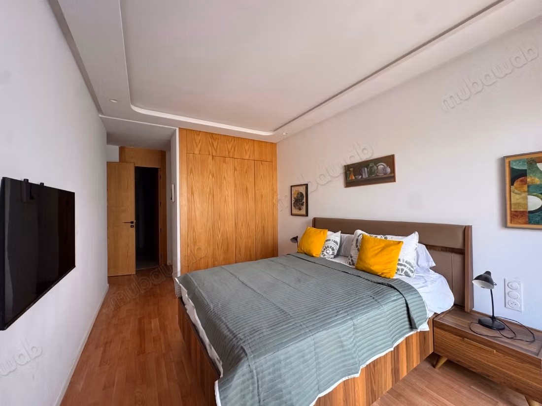 Appartamento in affitto a Oasis. Superficie di 136 m². Arredato