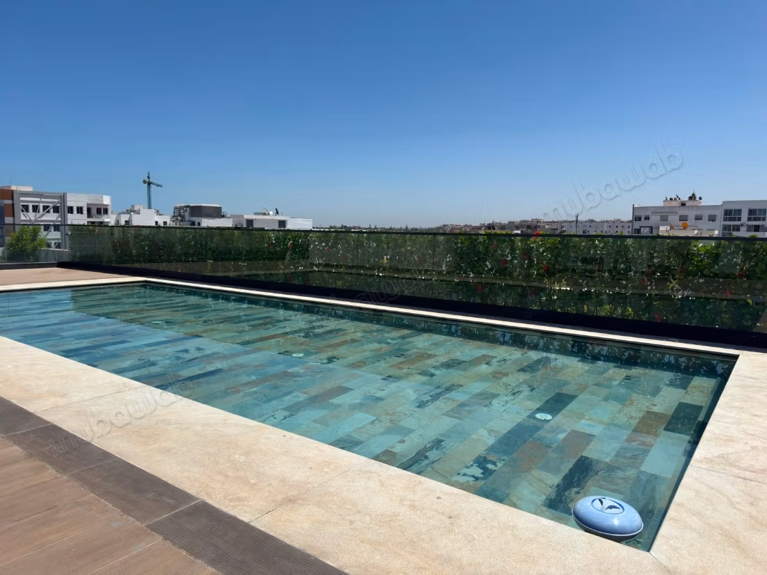 Appartamento in affitto a Oasis. Superficie di 136 m². Arredato