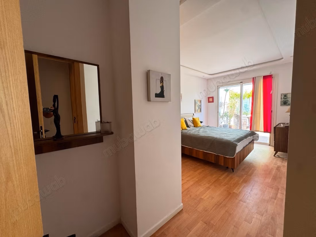 Appartamento in affitto a Oasis. Superficie di 136 m². Arredato