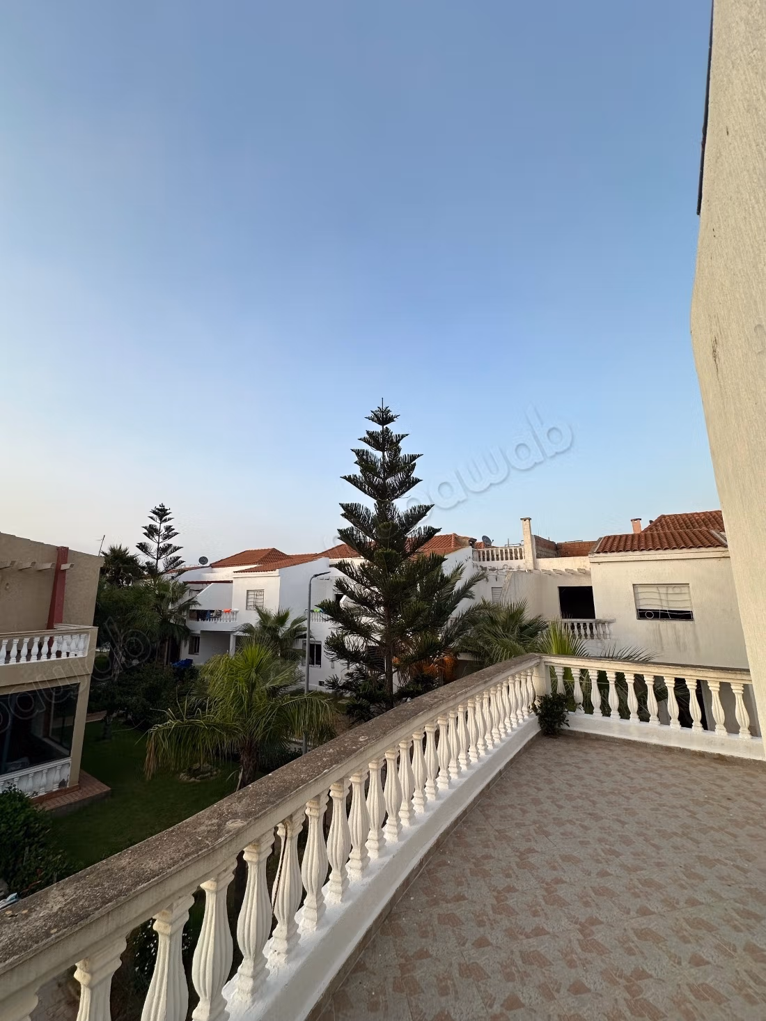 Villa & Beach within walking distance: Pool, exceptional setting & 24/7 guarded residence