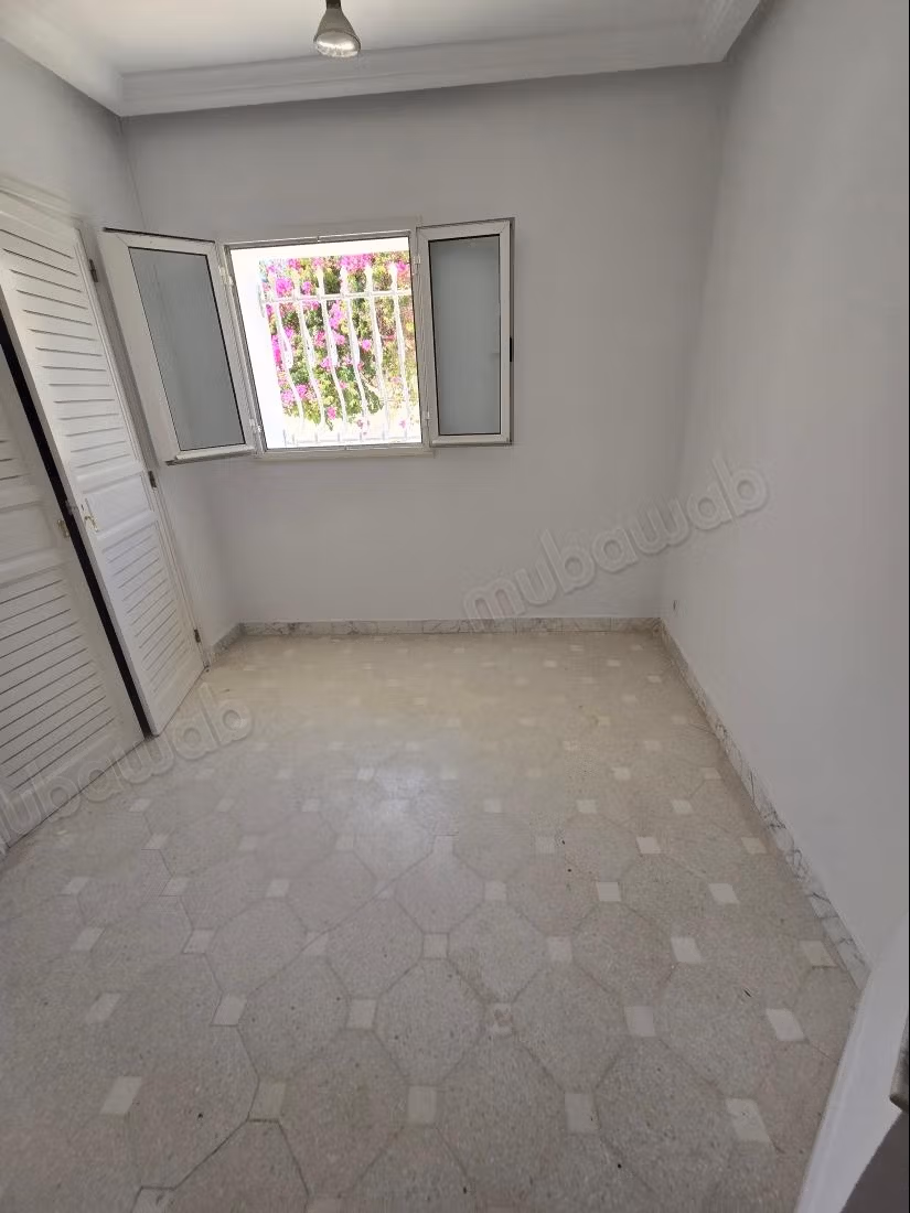 Villa de luxe à la marsa location pied dans l'eau