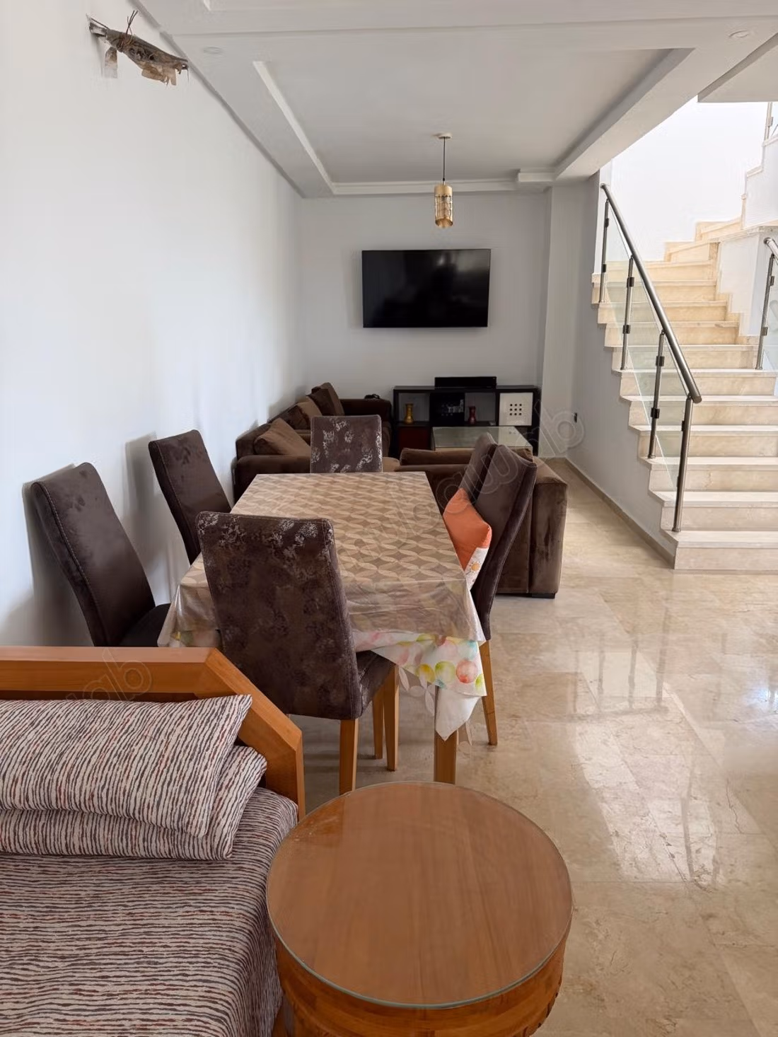 Affitto stagionale sulla spiaggia del giardino. Superficie 143 m². Garage e terrazza