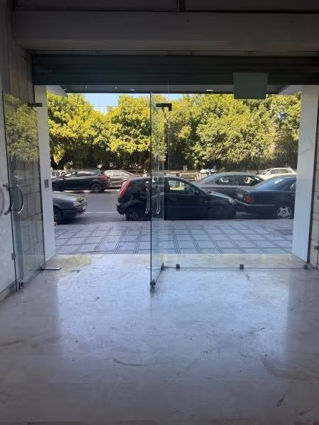 Magasin bien situé a vendre