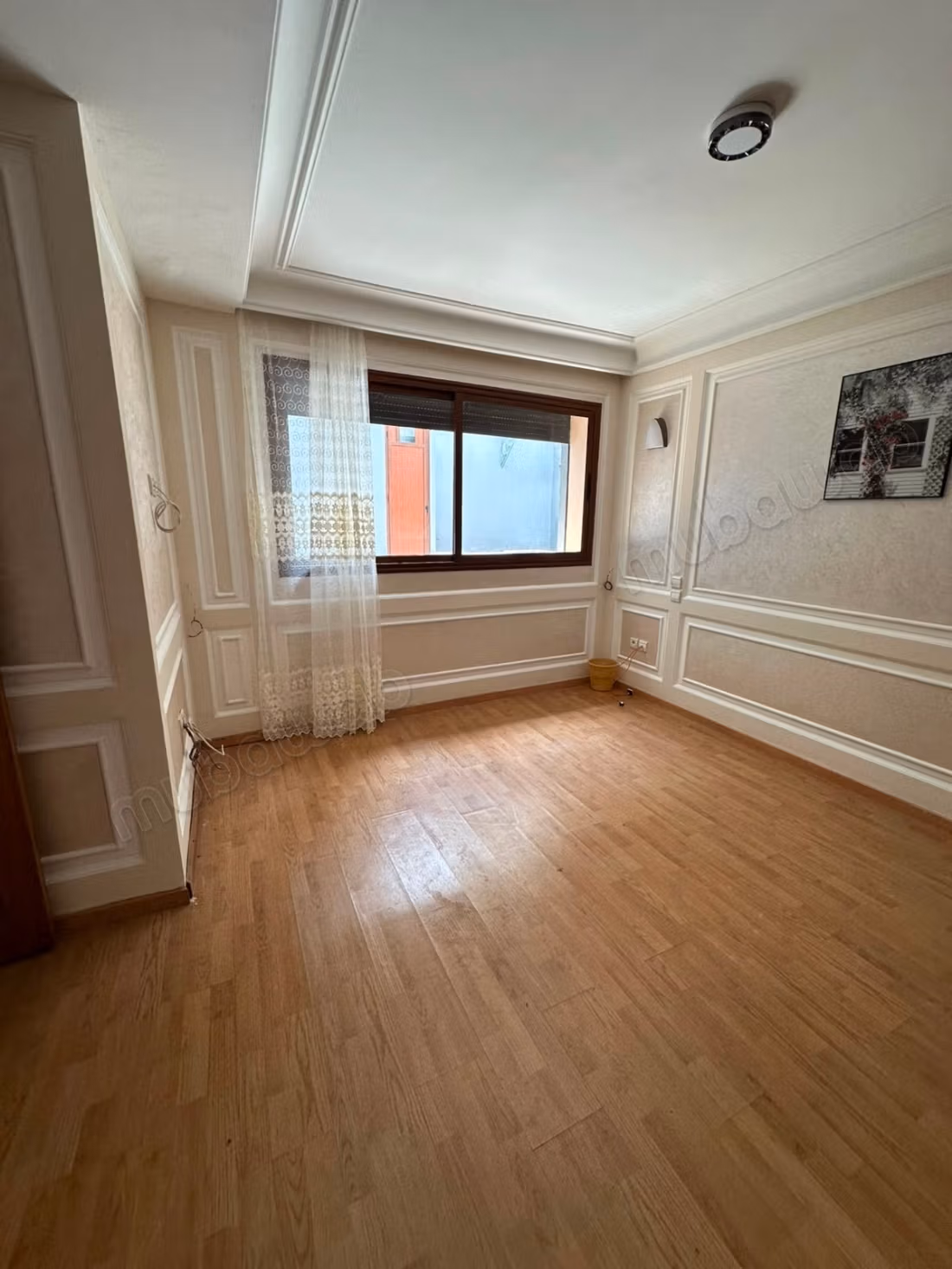 Appartement en vente à Racine. 
Surface totale 244 m²