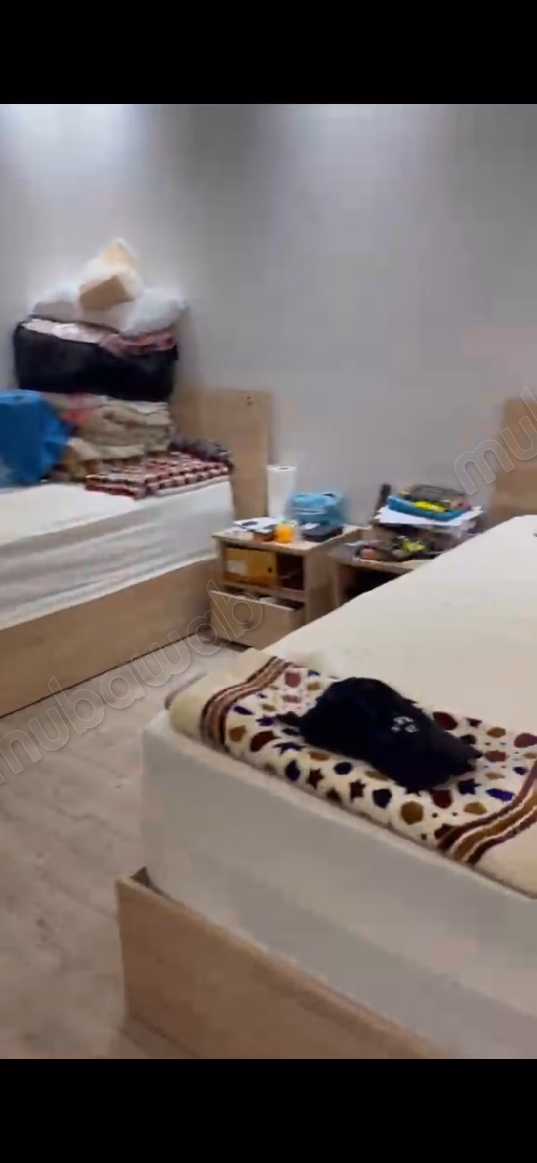 Kaal 2-slaapkamerappartement te koop nabij de Grote Moskee, Marrakech