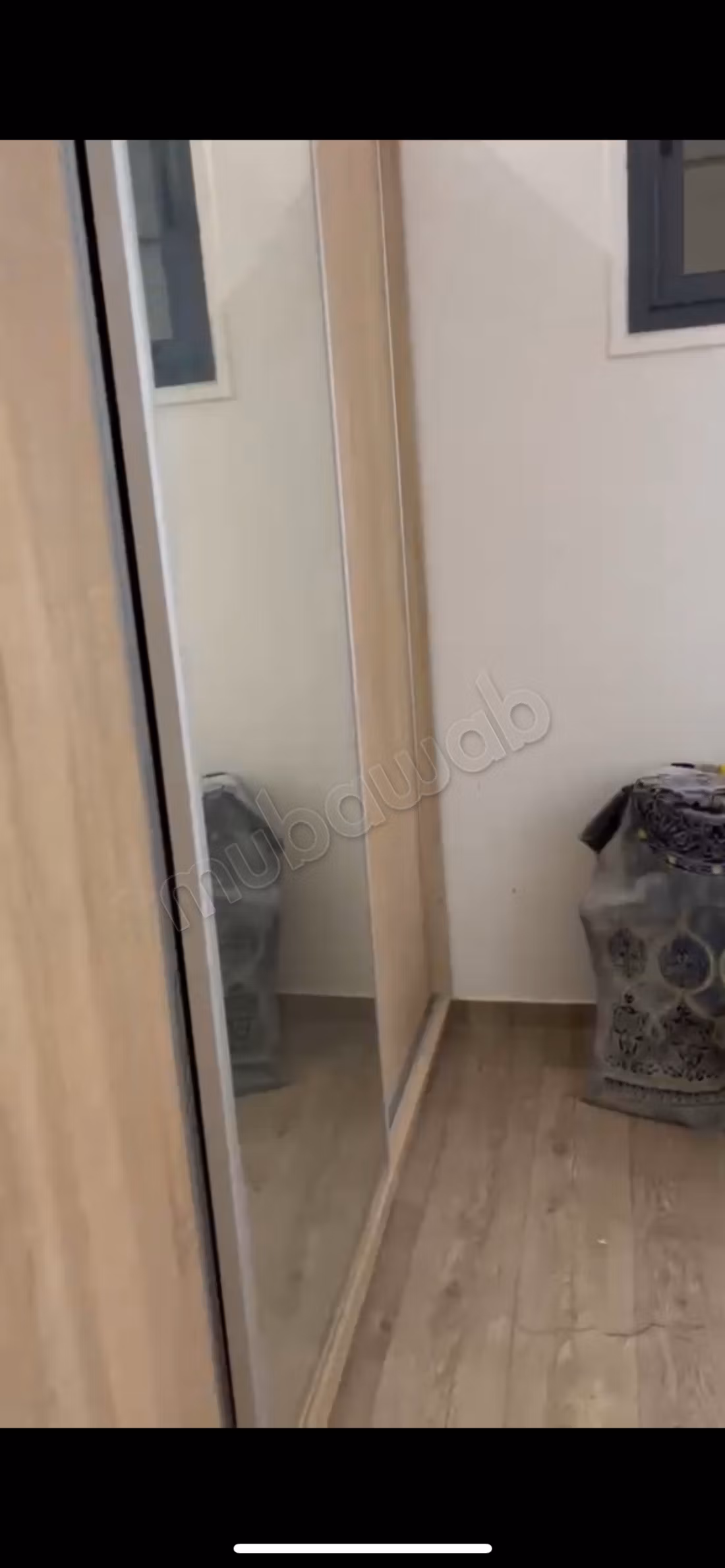 Kaal 2-slaapkamerappartement te koop nabij de Grote Moskee, Marrakech