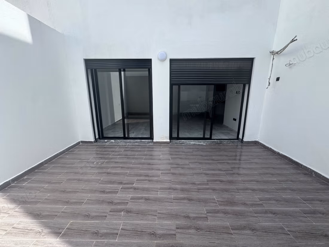 New high-end studio 60 m² - Never lived in - New Roches Noires