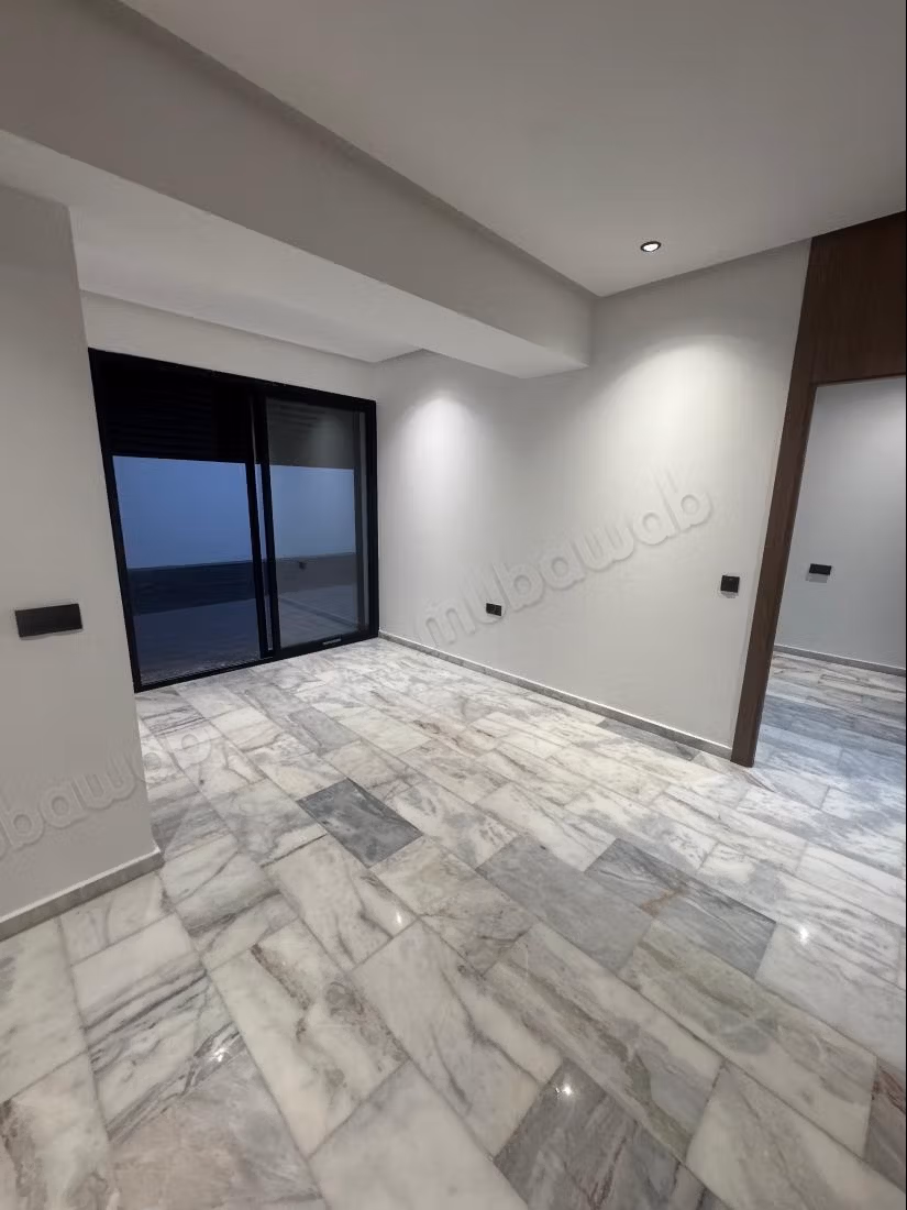 New high-end studio 60 m² - Never lived in - New Roches Noires