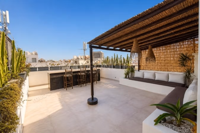 Ubicación espectacular apartamento de 3 habitaciones con terraza en alto piso Racine, Casablanca