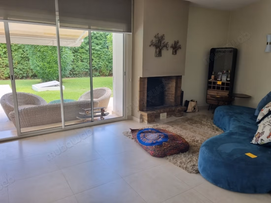 Location villa moderne longchamps